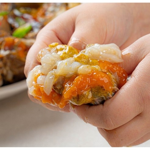 연평도에서 온 맛집의 묘미: 신선한 암꽃게와 풍부한 간장 소스