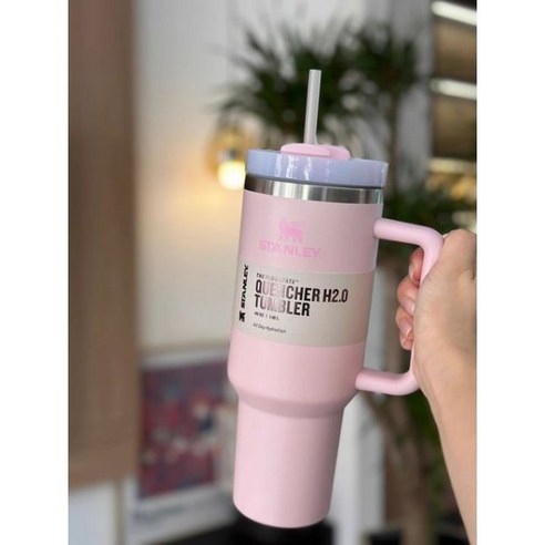 Stanley Quencher 2.0 스테인리스 스틸 진공 절연 텀블러 뚜껑 및 빨대 포함 40oz 보온 여행 머그 커피 핫 컵, 1200ML, 분홍색, 1개