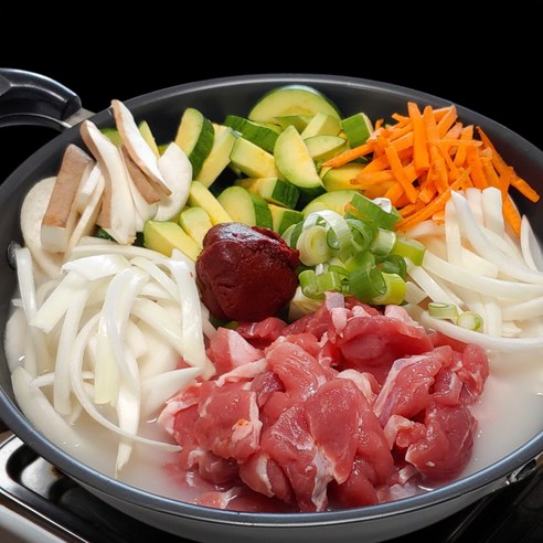 오늘 저녁, 칼칼하고 푸짐한 밥도둑! 전주 애호박찌개 밀키트로 고민 끝