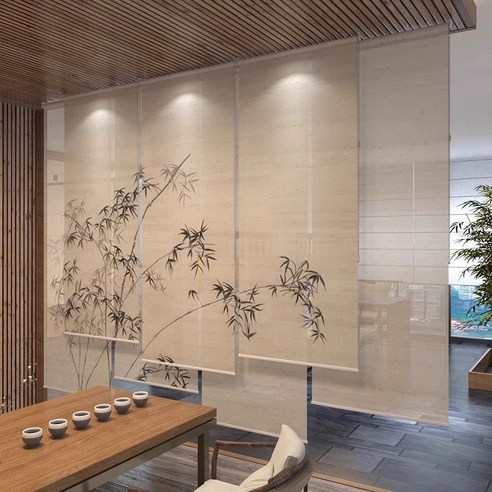 당신의 아침을 깨우는 빛, 전동 커튼 풀패키지로 스마트한 침실을 완성하세요.