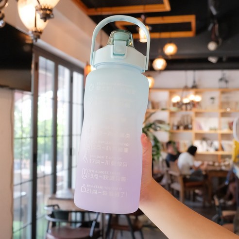 【휴대용 물병】슈퍼 대용량 컵 여성 밀짚 스포츠 내열성 여름 물병 플라스틱 냄비, 색깔8