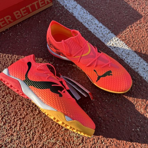 섬세한 컨트롤과 폭발적인 움직임을 위한 궁극의 선택, 푸마 퓨쳐 7 프로 케이지 풋살화 푸마풋살화