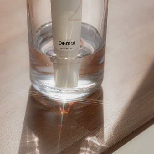 디마프 선글로스 무기자차 선크림: 햇살로부터 안전하게 지켜주는 여름 필수품