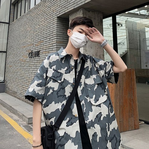 풍 카모플라쥬 남성반팔셔츠핏 캐주얼반팔셔츠