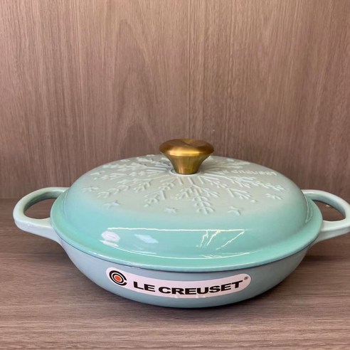 프랑스 LE 쿠르제 해물전골 냄비: 깊어지는 맛과 향, 당신의 식탁을 예술로 르쿠르제냄비