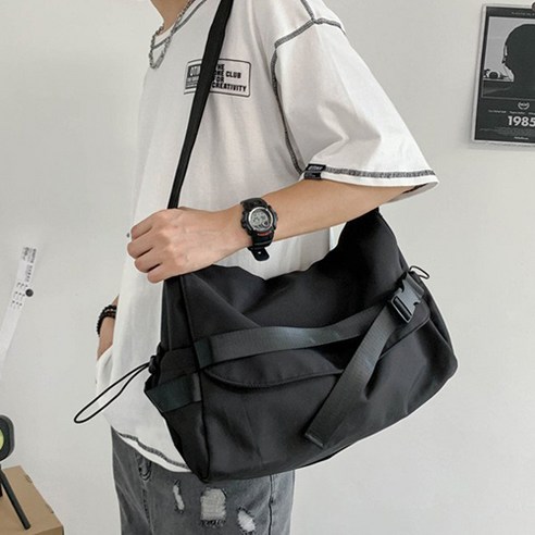 더H 커플 메신저백 신입생가방 크로스백 방수 노트북 학생가방 여행가방