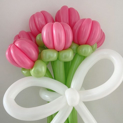 저렴하고 우아한 365잇템 DIY 튤립 풍선꽃다발로 특별한 날에 매력적인 분위기 연출