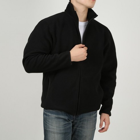 갑자기 쌀쌀해진 날씨, 옷장 앞에서 망설이는 당신에게 후리스집업