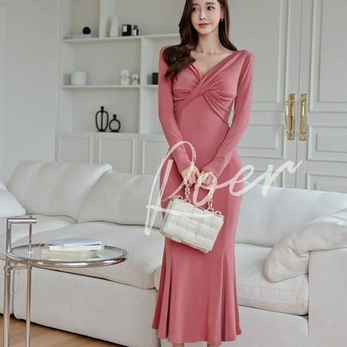 한국어 스타일 가을 겨울 새로운 섹시한 닫기 피팅 깊은 V 넥 Pleated 드레스 여성 중간 길이 칼집 드레스