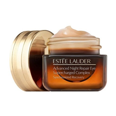 밤의 마법으로 눈가에 젊음을 되찾다.