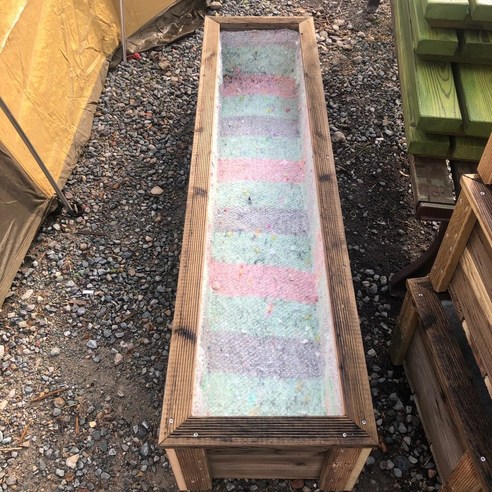 좁은 베란다를 싱그러운 정원으로 바꾸는 마법, 튼튼방부목 원목화분!