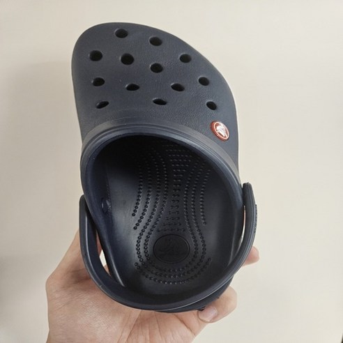 Zapatillas CROCS Kids Crocband Clogs: comodidad y estilo para los niños