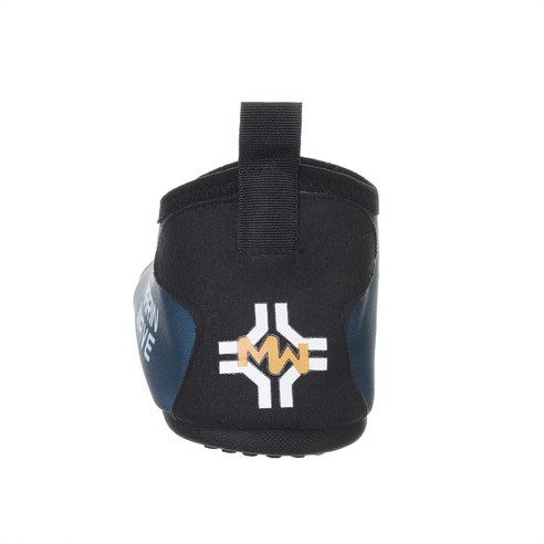 안전하고 편안한 여름 물놀이, 에이프릴랩스 마린웨이브 스파이크 아쿠아슈즈와 함께!