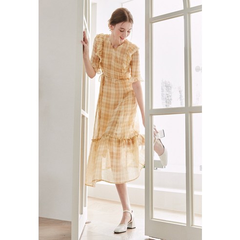 [백화점매장 정품출고] JJ지고트 프릴 장식 쉬폰 체크 원피스 (GM5P0OP62)