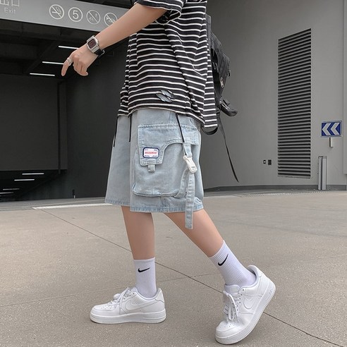 DFMEI 여름 홍콩 스타일 레트로 데님 반바지 남자 유행 브랜드 느슨한 바지 일본식 대형 포켓 자른 바지