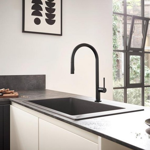 주방의 품격을 높이는 빛나는 선택, 한스그로헤 탈리스 M54 주방수전