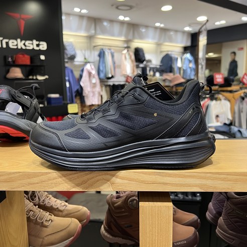 신발 끈 없는 자유, 트렉스타 핸즈프리 클라우드로 경험하세요!