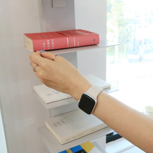 스마트하고 스타일리시한 싱크디 애플워치 호환 실리콘 밴드