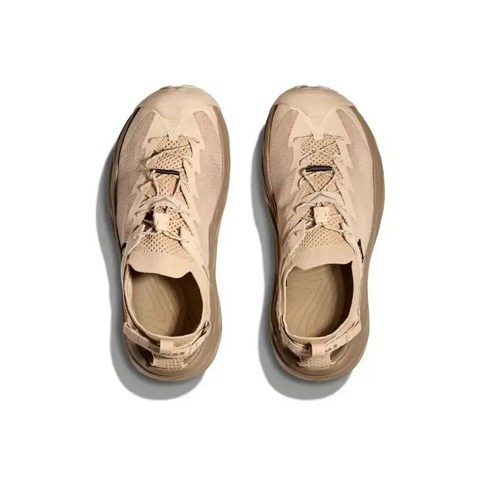 모험과 일상을 아우르는 궁극의 컴포트 슈즈, 호카 오네오네 호파라 2