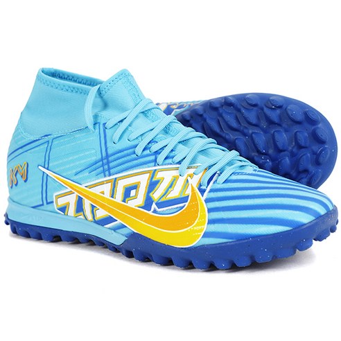 최상의 퍼포먼스와 스타일을 제공하는 나이키 음바페 축구화