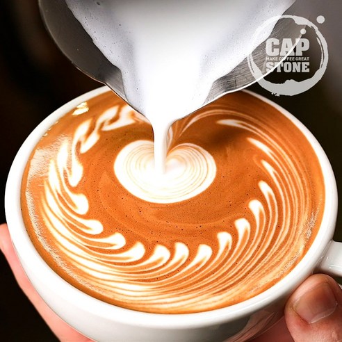 커피 애호가의 천국: 풍부한 맛과 아로마의 CAPSTONE 스페셜티 블렌드 원두커피