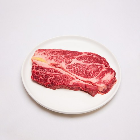 한우의 진미를 한 자리에서 맛볼 수 있는 프리미엄 한우 구이 세트