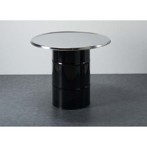 향수를 자극하는 공간, 동명무역 철재 깡통 테이블로 완성하는 특별한 분위기 깡통테이블