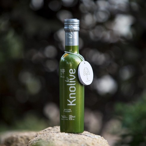 지중해의 햇살과 건강을 담은 널리브 엑스트라 버진 올리브 오일 에이큐어