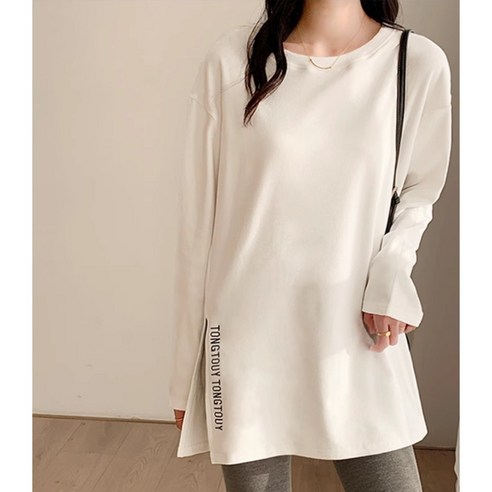 네오코코 여성 레이어드 화이트 티셔츠 빅사이즈가능: 할인된 가격에 판매 중인 고품질 티셔츠