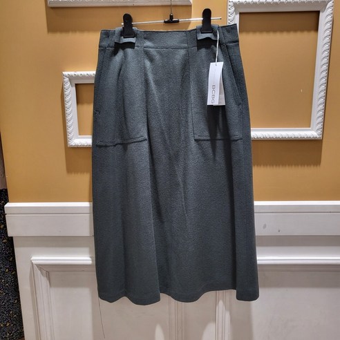 BCBG 비씨비지 겨울23 라이머 스커트 B3DAS211