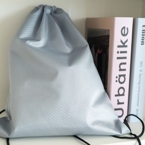 운동과 여행, 일상을 위한 완벽한 방수 스트링 백팩