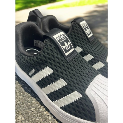 우리 아이 첫 걸음에 특별함을 더하다, 아디다스 슈퍼스타 360 I.