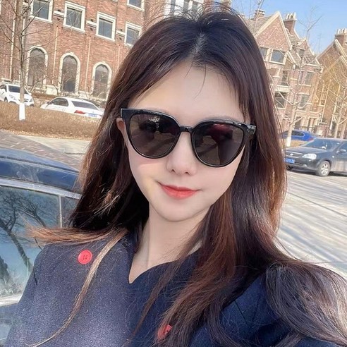 여성용 캣아이 선글라스 색안경 제니 – 자외선 차단률 99.9%, 당일 발송 가능 썬그라스 여성용 캣아이 선글라스 색안경 제니 – 자외선 차단률 99.9%, 당일 발송 가능 썬그라스