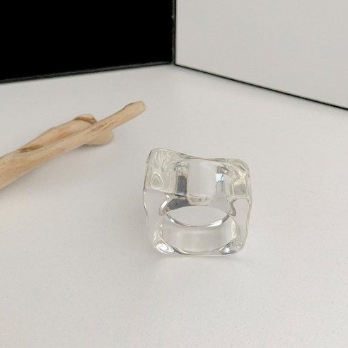 틈새 디자인 기하학적 광장 수지 반지 성격 기질 유행 아세트산 링 인터넷 연예인 불규칙한 먹는 반지