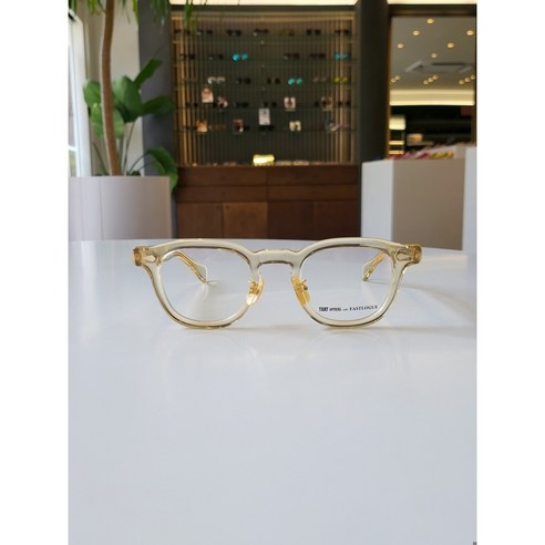 시대를 초월하는 만남: 타르트옵티컬 X 이스트로그, 옐로우 아넬의 새로운 해석 타르트옵티컬이스트로그