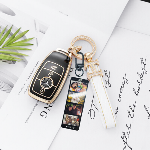 사진 속 추억을 담아 세상에 단 하나뿐인 특별한 키링을 선물하세요.