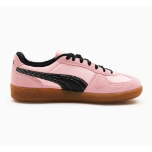 다양한 스포츠 활동과 일상생활에서 활용할 수 있는 실외용 푸마 운동화