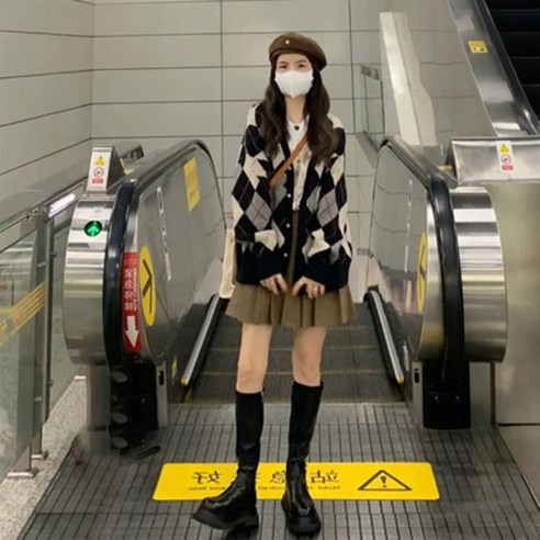 KORELAN 이른 가을 패션 인플루언서 패션 소향풍 학원풍 원피스 투피스 여담는다.