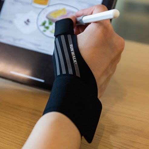 섬세한 지지력으로 일상에 활력을 불어넣는 런워크 테이핑 손목보호대