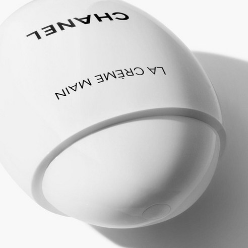 시간을 멈추는 듯한 부드러움, 샤넬 라 크렘 망