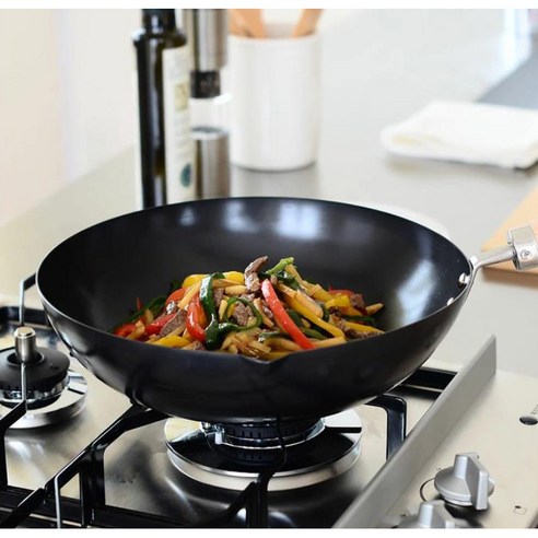 키와메 웍으로 요리의 깊이를 더하세요.