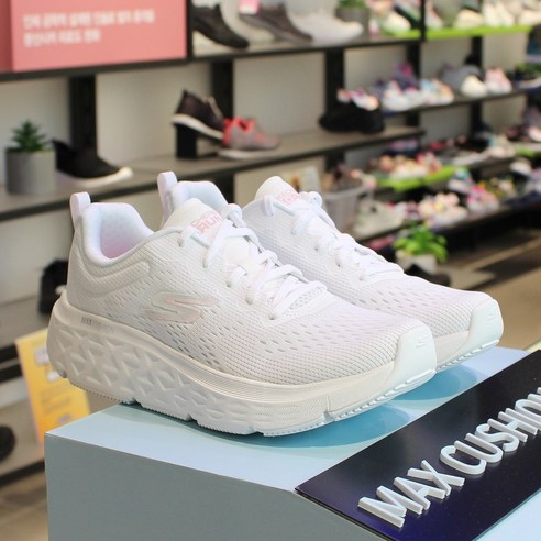 스케쳐스 맥스쿠셔닝 델타 여성 운동화 런닝화 발볼편한 튼튼한신발 베스트오브베스트 편한신발 데일리화 #화이트