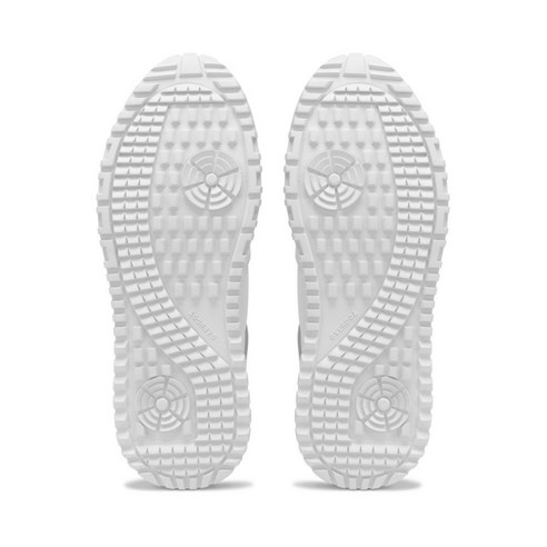 편안하고 지지력 있는 골프화를 찾고 계신가요? 오버도즈 베이플러너 골프화를 만나보세요.