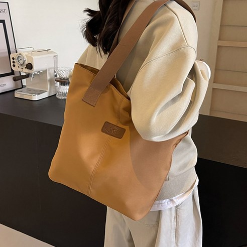 여성용 비티냐 숄더백 에코백 쇼퍼백 지퍼에코백 여성용 비티냐 숄더백 에코백 쇼퍼백 지퍼에코백