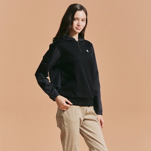 편안함과 스타일을 동시에 갖춘 티셔츠