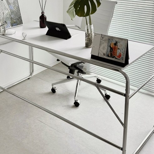 새로고침 데코타일로 공간에 생기를 불어넣으세요.