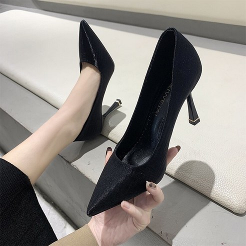 [CCOLATINI] 여성 하이힐 신발 20121 새로운 봄 모든 경기 패션 얕은 입 신선한 블랙 전문 얇은 뒤꿈치 신발