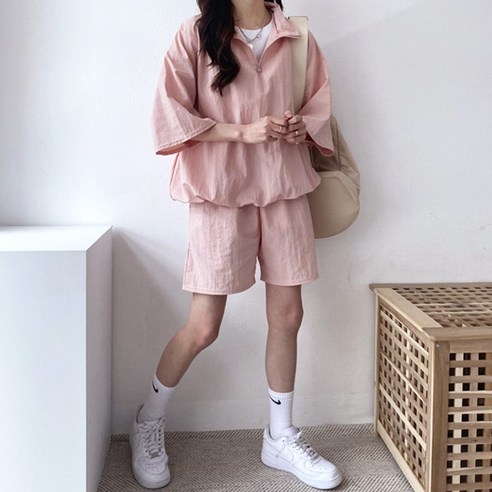 땀 걱정 없이 시원하고 스타일리시하게! 메이킹유 P8001 아노락 세트로 여름을 쾌적하게 보내세요.