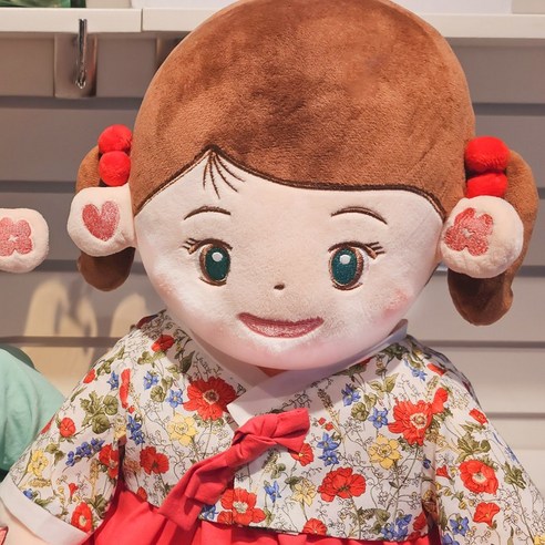 AI 효돌 2세대: 부모님의 건강과 행복을 지켜드리는 따뜻한 동반자