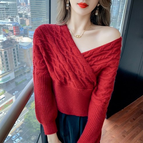 Mao리얼 샷 겨울 한국 스타일 느슨한 달콤한 섹시한 V 넥 짧은 어깨 끈 니트 두꺼운 스웨터
